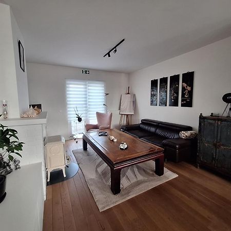 B&B De Lelie Schoten Bagian luar foto